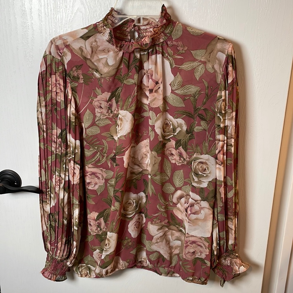 Floral New York and Company Blouse L